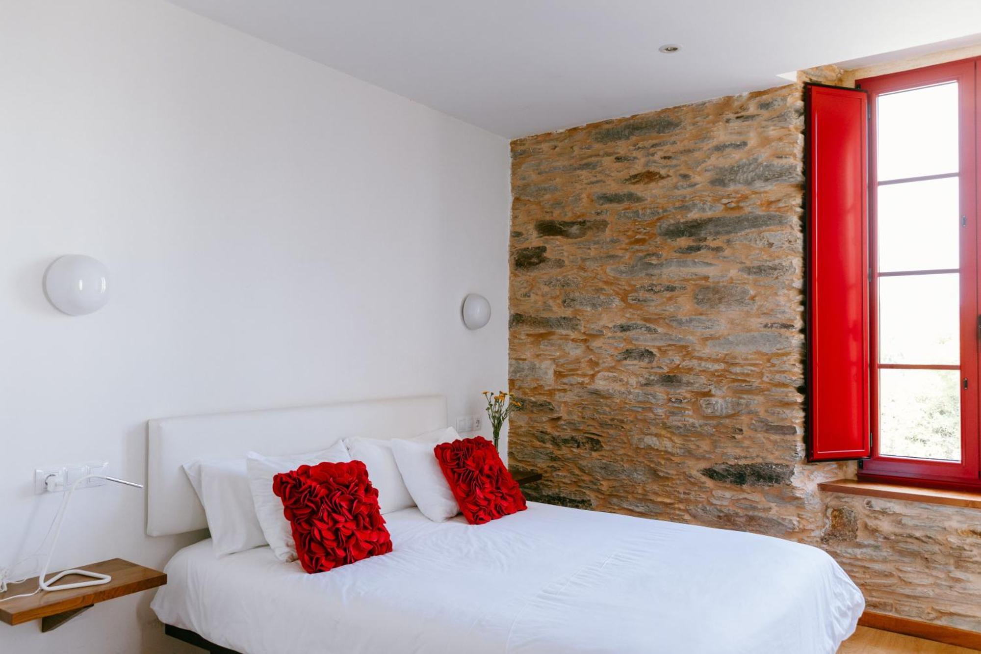 Hotel El Castano Dormilon Санта-Марта-де-Ортигейра Экстерьер фото