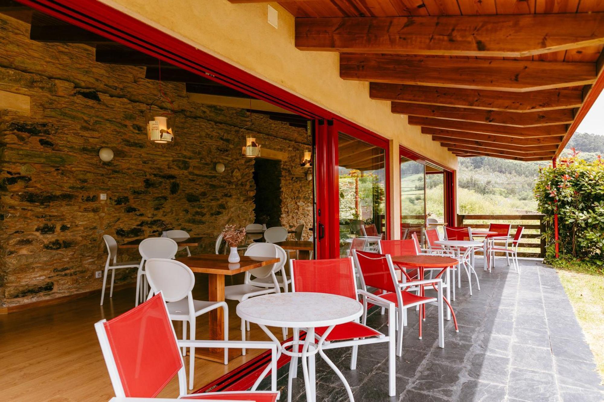 Hotel El Castano Dormilon Санта-Марта-де-Ортигейра Экстерьер фото